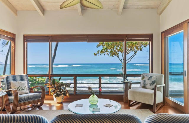 Maluhia Beach House by Gather: Oceanfront Home w/Lanai & Views