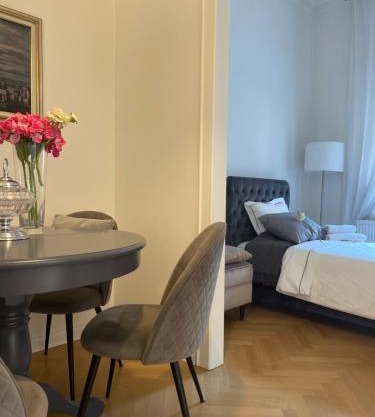 Mama Apartmani