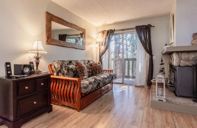 Mammoth View Villas # 34