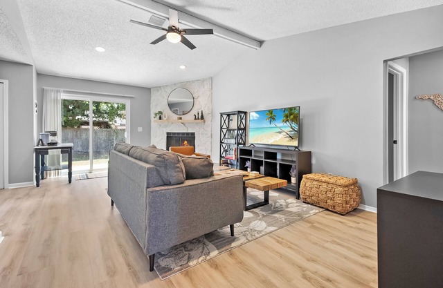 Mandarin Retreat - Entire Home