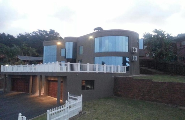 Mangie Villa