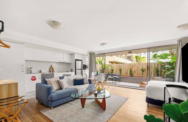 Manly Chic A Breezy Beachside Studio Retreat