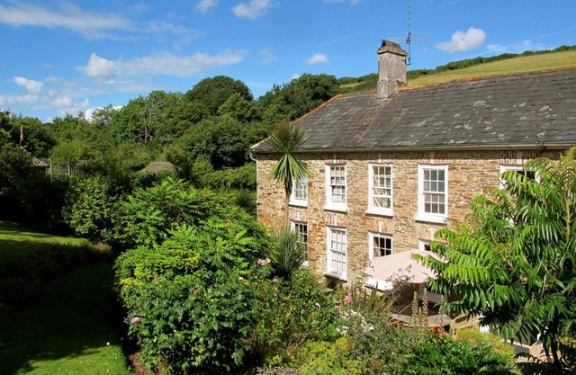 Manor Farmhouse