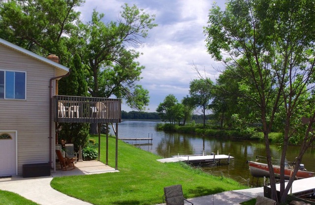 Maple Hill Resort "Dally Cabin" - 1 Hour from Twin Cities