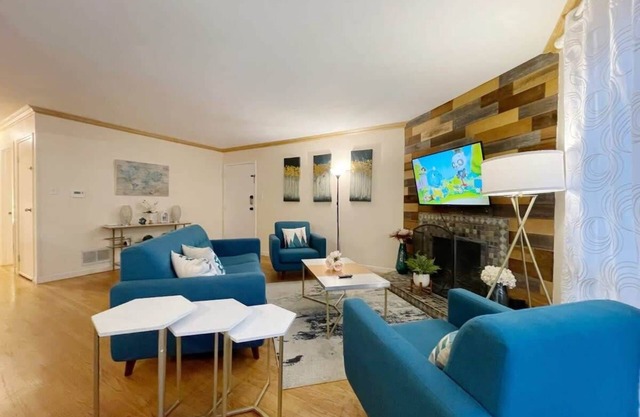 @ Marbella Lane - 3BR Stylish House near SF