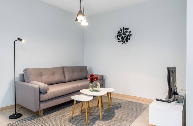 Marcelinska 100A Poznań | Elegant Apartment with Parking