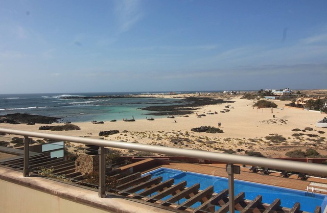 Marfolin 29. El Cotillo Beach front 2 bedroom apartment with roof terrace. WiFi