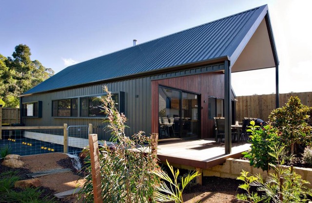 Margaret River Bungalow-1-street - pet friendly