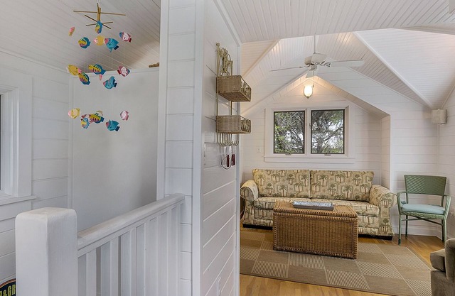 Margarita Days, Located in Seaside, Sleeps 4 + Free Attraction Tickets!