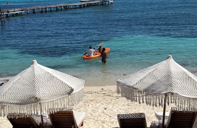 Maria's Kan Kin with Private Beach