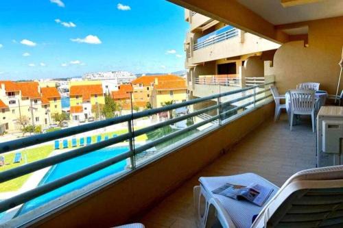 Marina Mar by FHR piscina parking