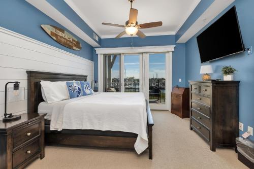 Marina Retreat