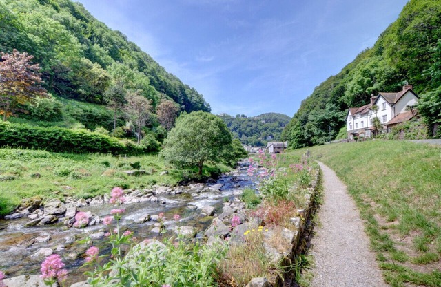 Mariners - Four Bedroom House, Sleeps 8