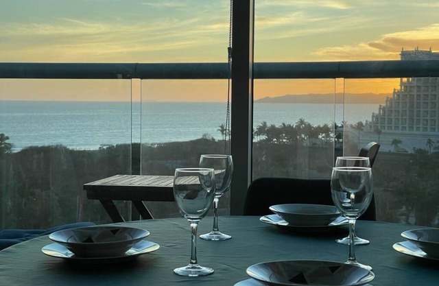 MaritimaG Luxury Penthouse with Beach private access