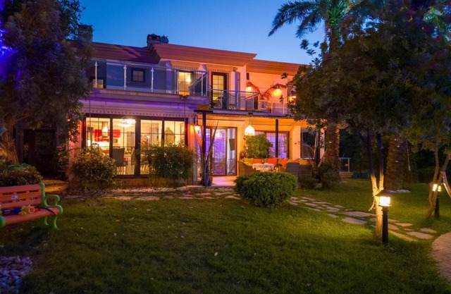 Marmaris Armutalan’da Havuz ve Saunalı Lüks Villa - Sezonluk Kaçırılmaz Fırsat!