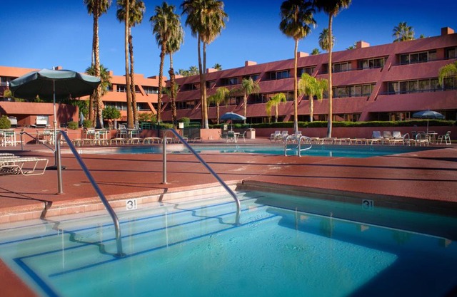Marquis Villas Resort