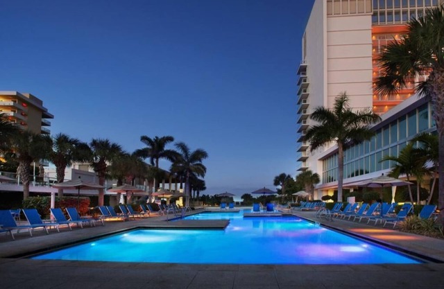 Marriott Crystal Shores Resort Marco Island with GULF FRONT VIEW on the Beach!n