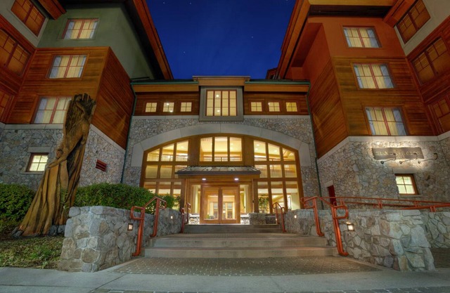 Marriott Grand Residence Resort South Lake Tahoe 1bedroom in Nov & Studio in Dec