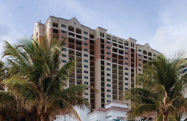 Marriott's Beachplace Towers - Studio Directly across from the beach