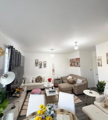 Mary Apartment