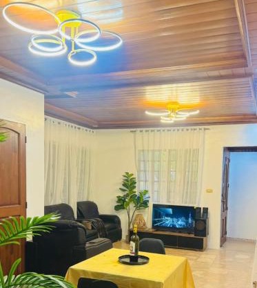 Matthews Home Cebu-Casa Dos
