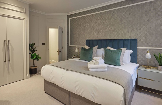 Mayfair Darley House by Viridian Apartments