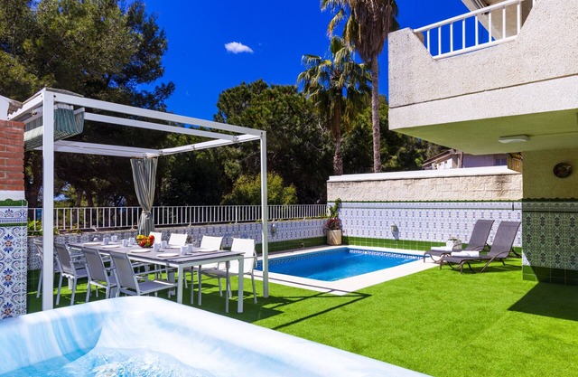 MEDITERRANEA Terraced House with Private Pool
