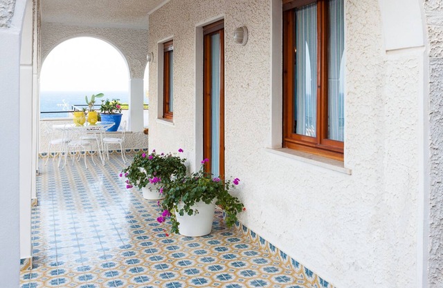 Mediterranean Vintage