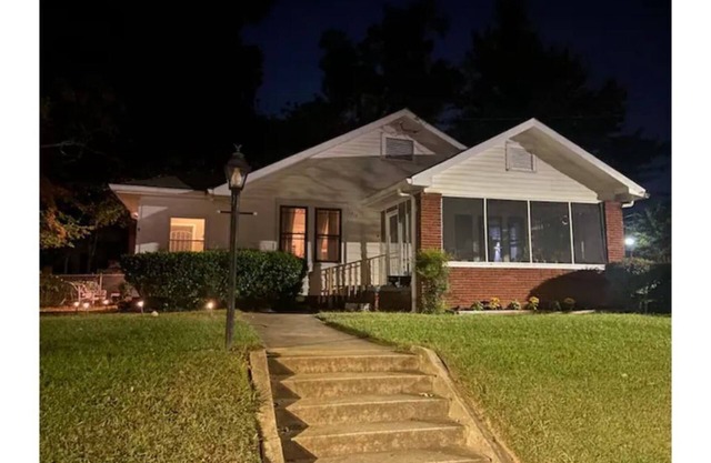 Mega Plex! 2 Locations/Sleeps24