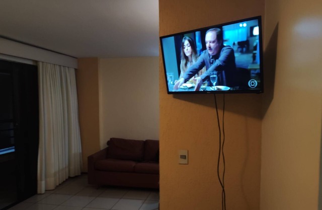 MEIRELES, CLOSE TO EVERYTHING. COMPLETE APARTMENT WITH HOTEL SERVICE