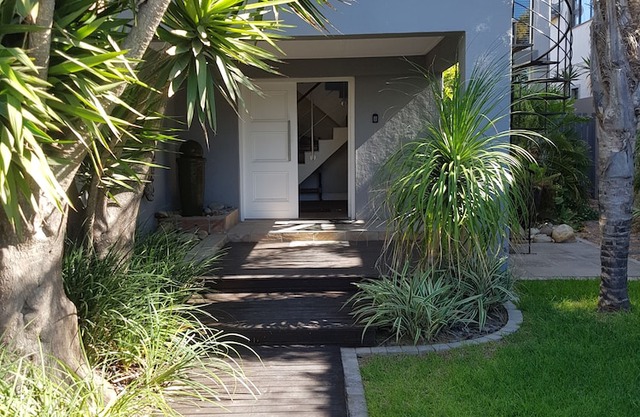 Melkbosch Guesthouse