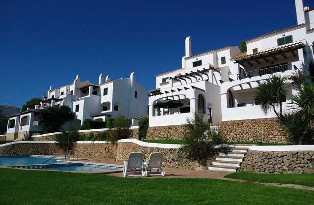 Menorca, quiet apartment with sea views