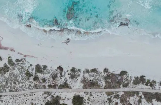 Meridium Apartments & Beach Club