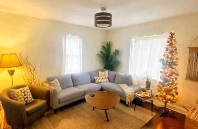 🍷 Merlot Cottage at 1459: Your Cozy Escape in Niagara! 🌟