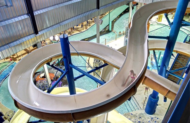 Metropolis Resort