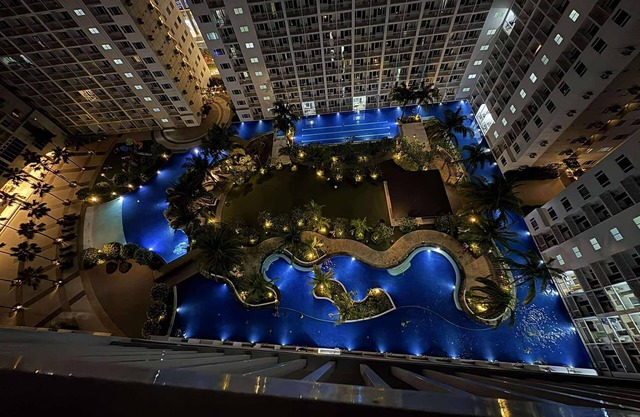 Metros Hideaway Shore Tower B
