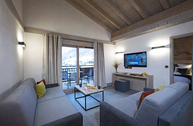 MGM Hotels & Residences - Residence Chalets de Joy * - 4 Room Apartment 8 People