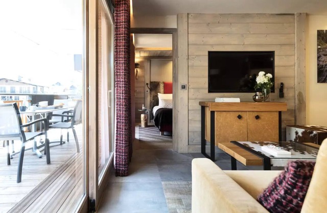 MGM Hotels & Residences - Hotel Les Suites d'Alexane * - Family Apartment Suite 4 People
