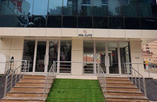 Mia Suite