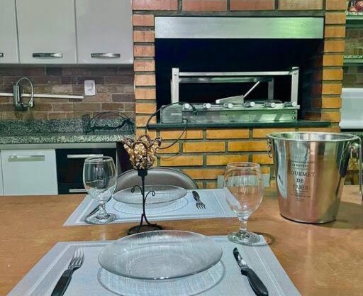 Microcasa com Churrasqueira