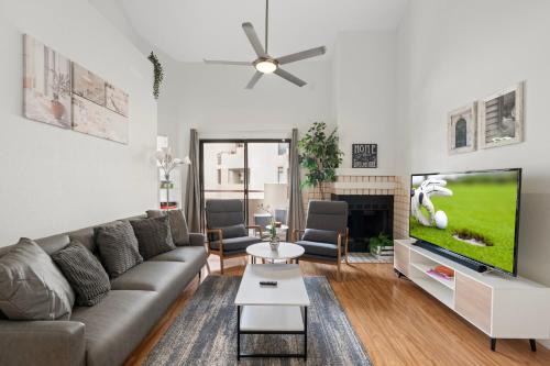 Mid-Century Duplex with Private Balconies