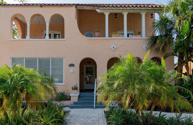 Mid-century Inspired Apt in Historic Building w/ Patio - 10 Minutes to Downtown