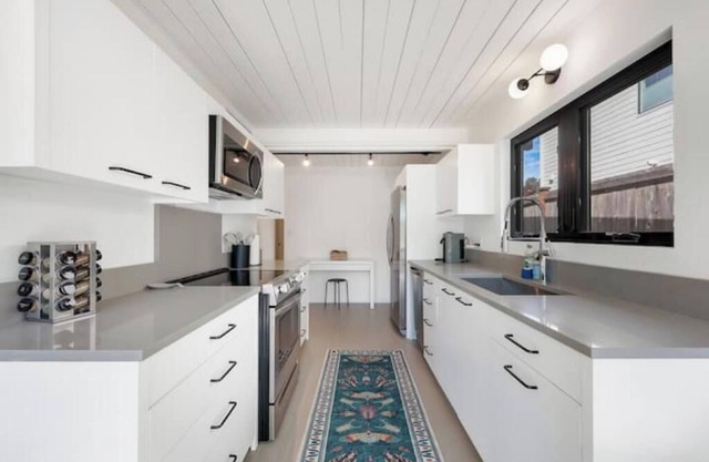 Mid-Century Modern Retreat, Perfect for Families!