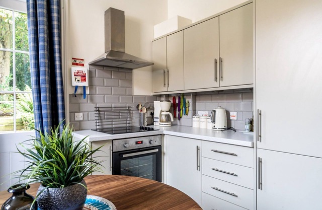 Middlethorpe Manor no 5 - Sleeps 4 guests in 2 bedrooms