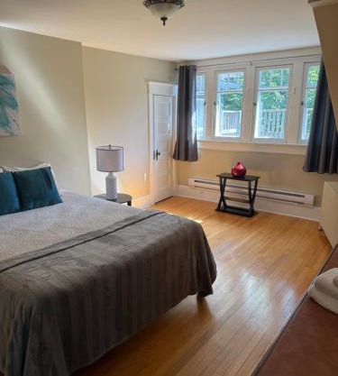 Midstream Manor Unit 8, 2 Bedroom Apartment