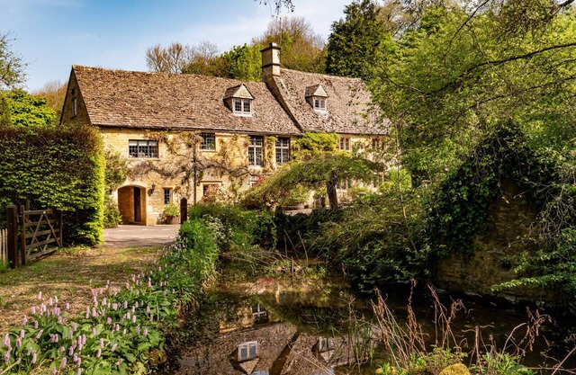 Midsummer Mill - Five Bedroom Apartment, Sleeps 8