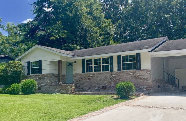 Midtown-Avenues Cottage
