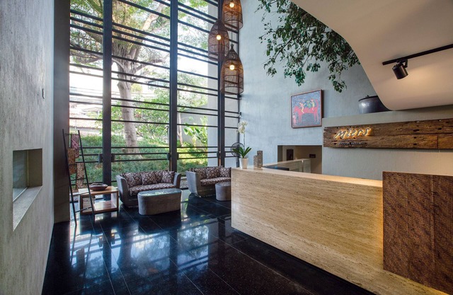 Miers Kuningan ARTOTEL Curated