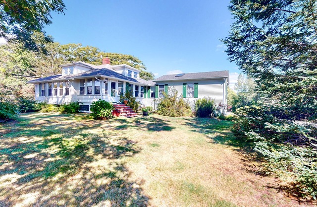 Mill Pond Cottage w/Kayaks & Boat Launch Access