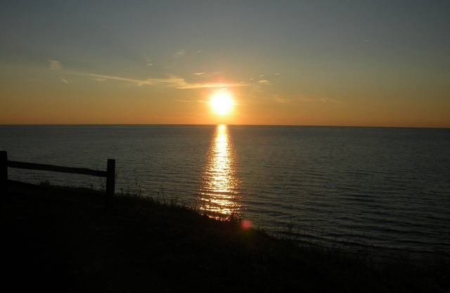 Million dollar view of Lake Michigan in Coloma. Private beach and heated pool.